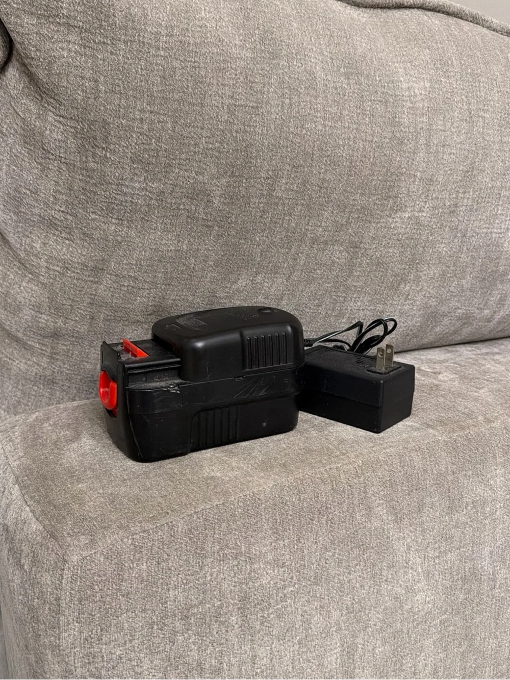 Genuine Black & Decker FS18BX 18V Battery Pack OEM NiCd With FS18C Charger